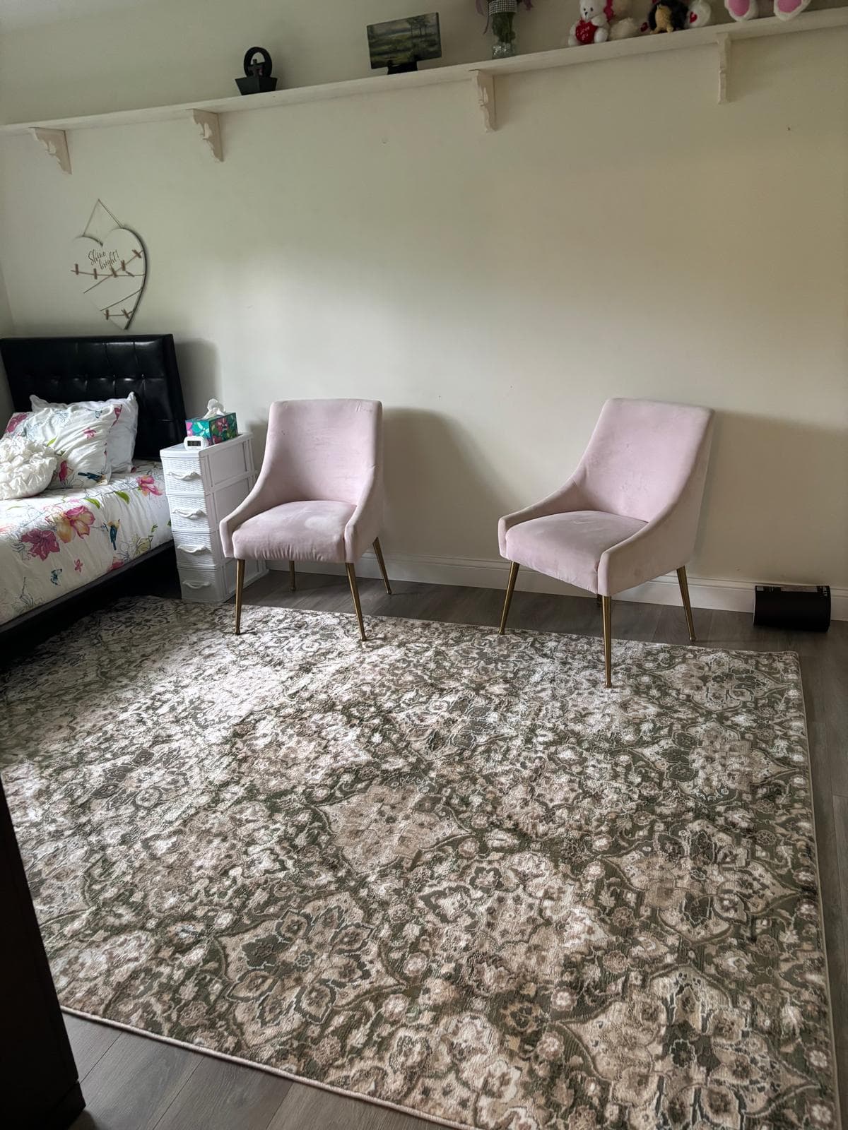 Peaceful Manor Livonia — Resident room